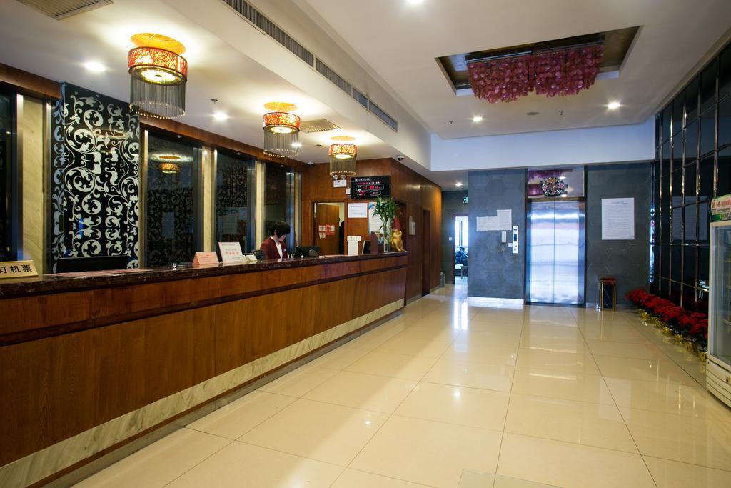Jitai Hotel - People'S Square Branch Shanghai Extérieur photo
