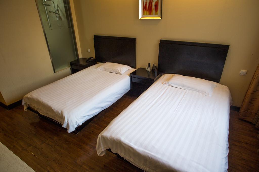 Jitai Hotel - People'S Square Branch Shanghai Extérieur photo