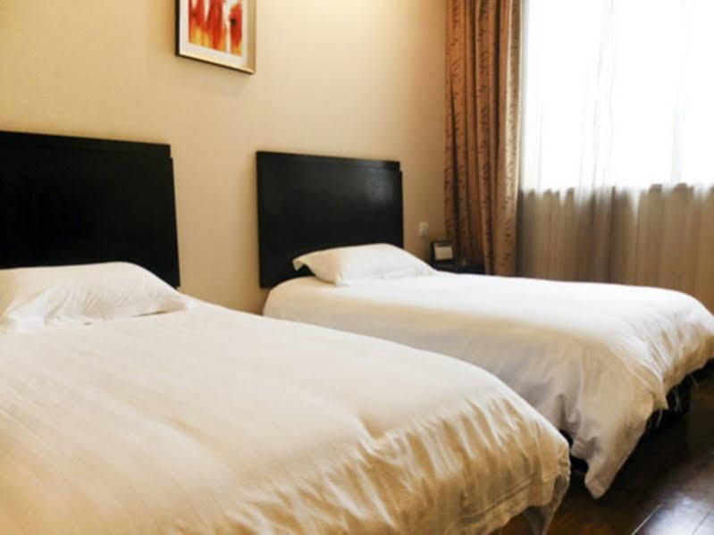 Jitai Hotel - People'S Square Branch Shanghai Extérieur photo