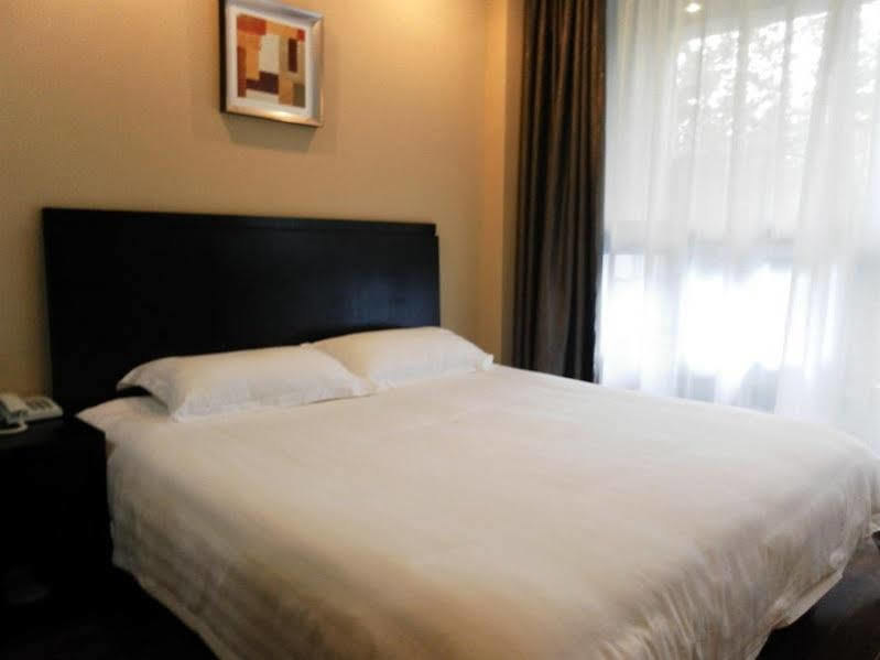 Jitai Hotel - People'S Square Branch Shanghai Extérieur photo